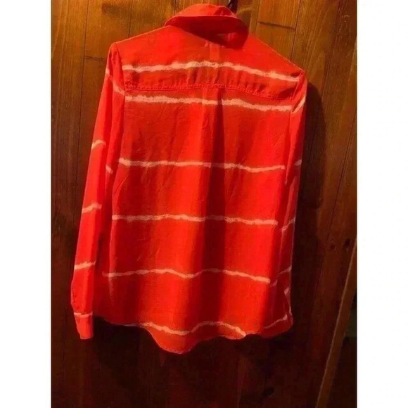 OLD NAVY S/P REBELLION RED BUTTON BLOUSE - Picture 4 of 4